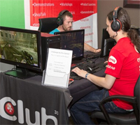 Club3D Challenge a Pro Gamer Stand with Rouven Falkovitz